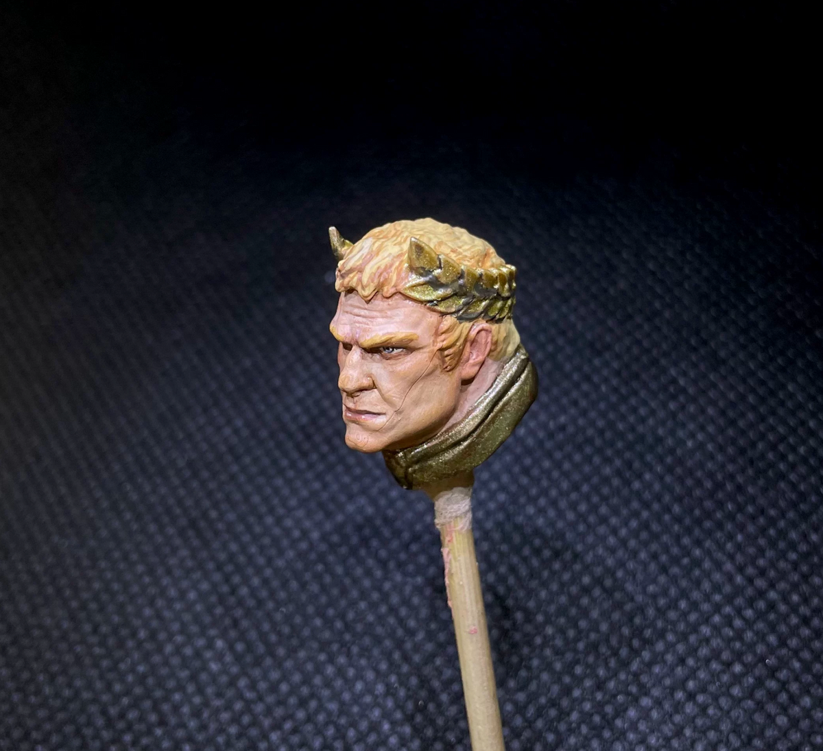 TD-JT-199 Warhammer 40K 1/18 Custom Replacement Head Sculpt Version 2 view 3