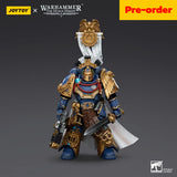 JOYTOY Warhammer The Horus Heresy Scale：1/18 Ultramarines Legion Praetor with Power Sword and Volkite Serpenta