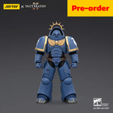 JOYTOY  Warhammer 40,000  Scale：1/18 Game Edition Ultramarines Heavy Intercessor with Heavy Bolt Rifle and Bolt Pistol