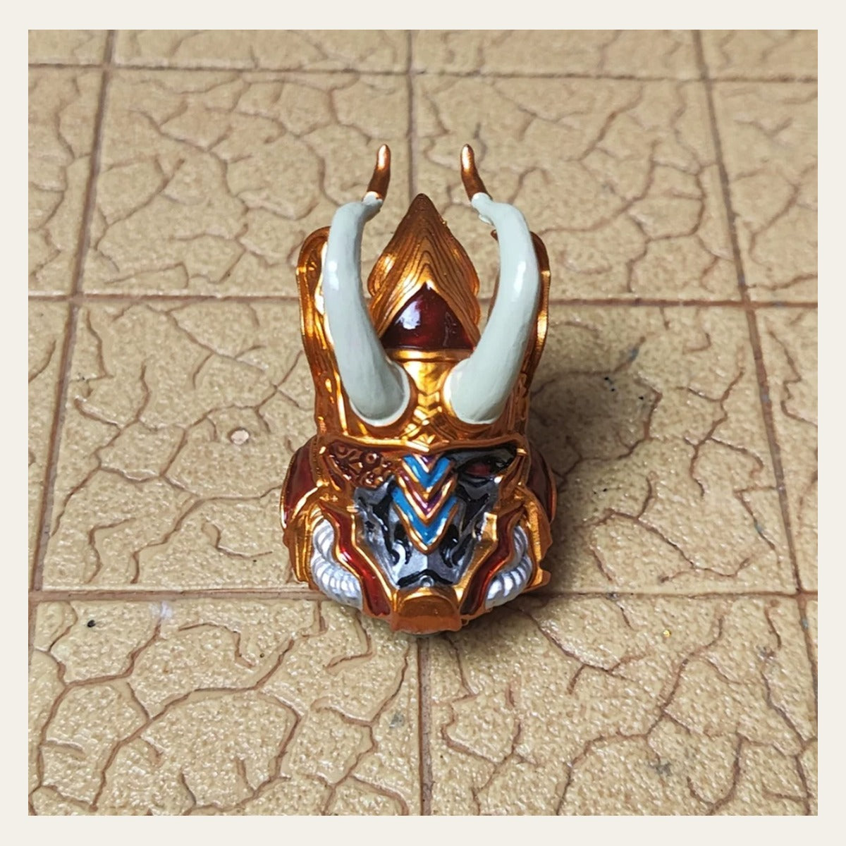 TD-JT-053 暗源战锤118基因原体马格努斯面具改装头盔改件3.75涂装成品头雕 front view