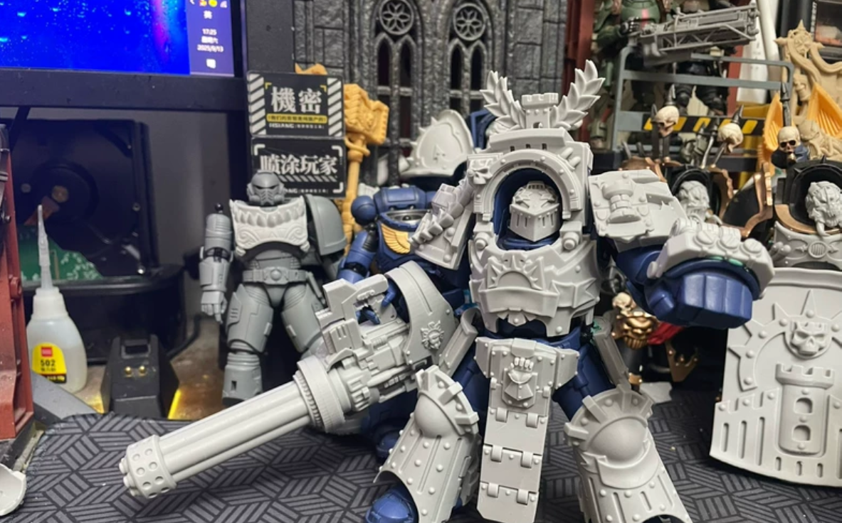 Imperial Fists-Inspired 10th-Edition Terminator Conversion Kit detail 7