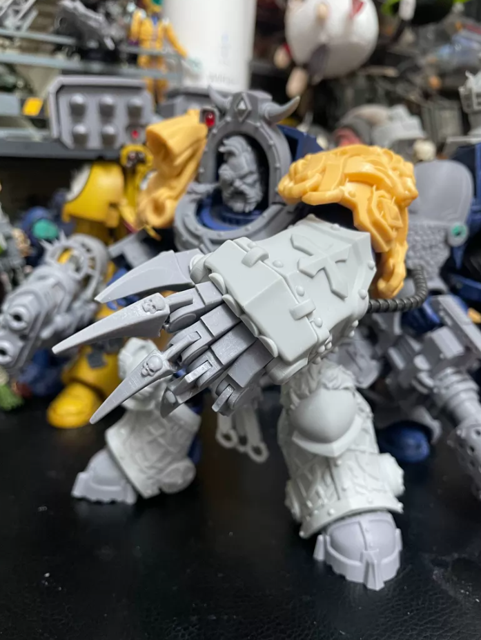 Unofficial unpainted custom upgrade part