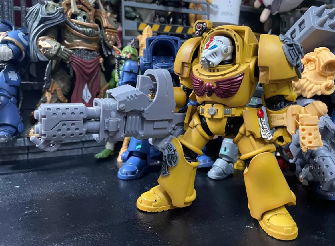 Terminator-Scale Flamer and Shoulder Weapon Options detail 2
