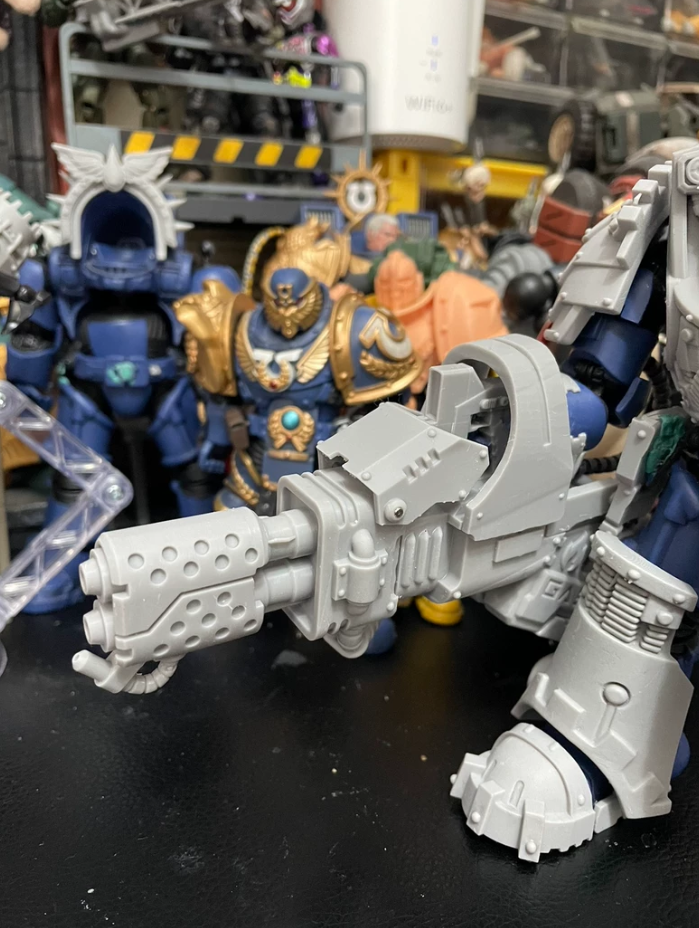 Terminator-Scale Flamer and Shoulder Weapon Options detail 4